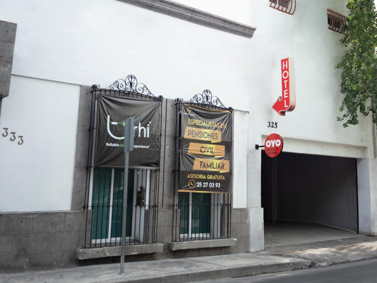 Adhoc Express Hotel Monterrey Ngoại thất bức ảnh