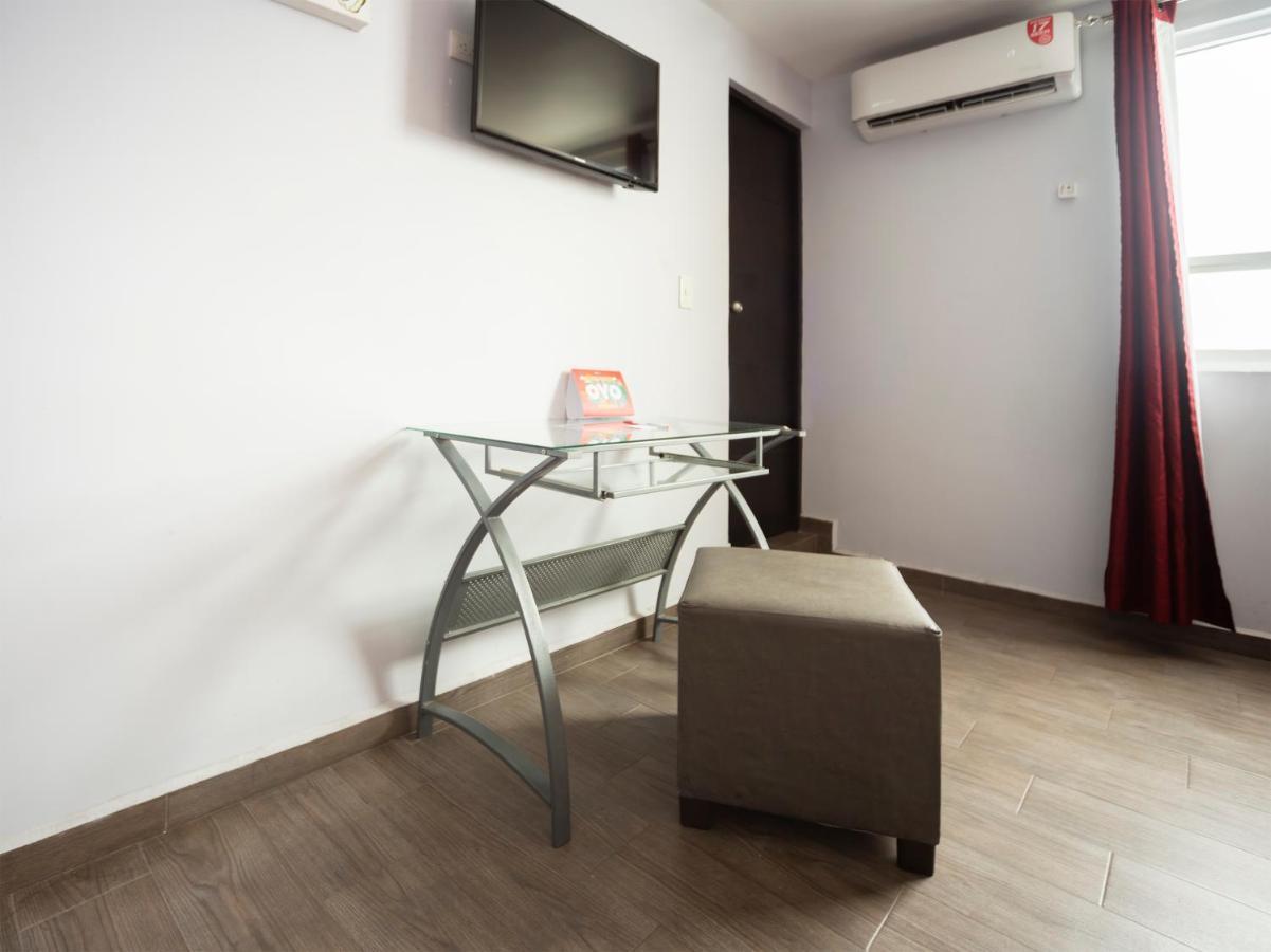 Adhoc Express Hotel Monterrey Ngoại thất bức ảnh