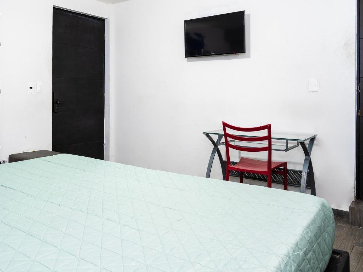 Adhoc Express Hotel Monterrey Ngoại thất bức ảnh